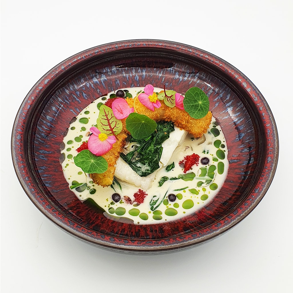 Calcan la abur cu spanac cu lapte de cocos si citrice si icre de pastrav